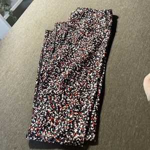 Size medium leggings